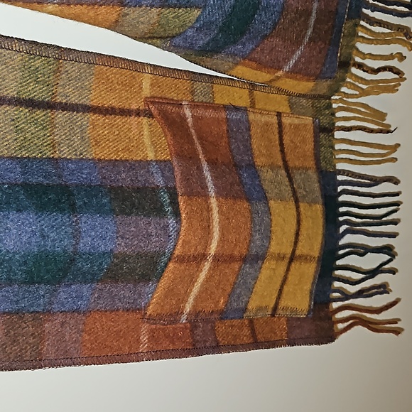 Patrick King Woolen Company Pocket Scarf - Picture 2 of 4